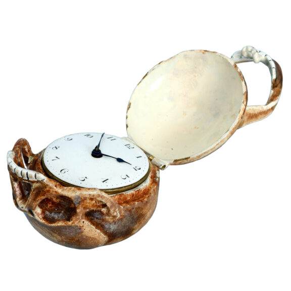 English verge in memento mori skull-form case Circa 1820 English verge in memento mori skull-form case Circa 1820