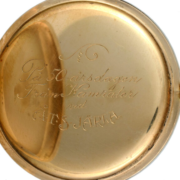 Slim Swiss lever pocket watch in gold full hunter case Circa 1900 Slim Swiss lever pocket watch in gold full hunter case Circa 1900