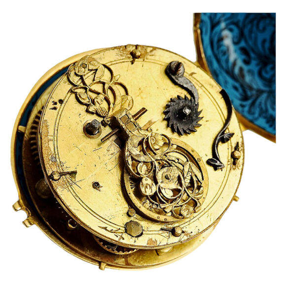 French pre balance spring miniature pendant watch Circa 1600 French pre balance spring miniature pendant watch Circa 1600