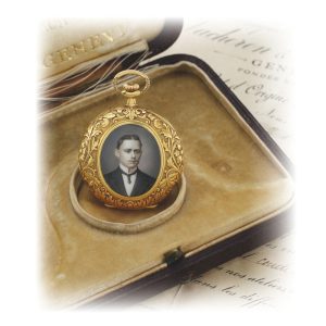 Swiss 18 carat gold watch with grisaille enamel portrait Circa 1910