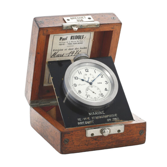 Swiss chronometer with 32h power reserve Circa 1952