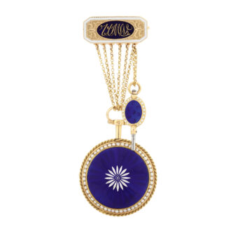 French cylinder with chain pendant and key Circa 1800
