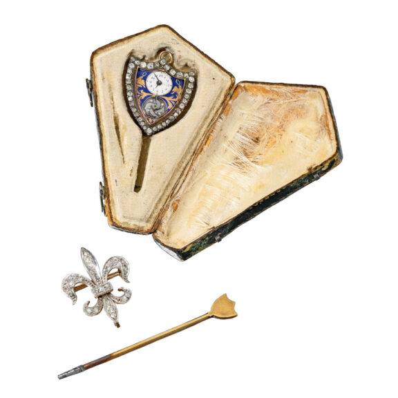 Shield form watch with exposed balance Circa 1800-1820