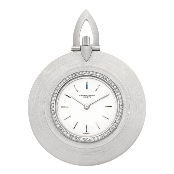 Swiss 18K white gold and diamond set keyless watch Circa 1970