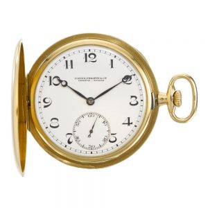 Swiss 18k yellow gold hunting cased keyless watch Circa 1927