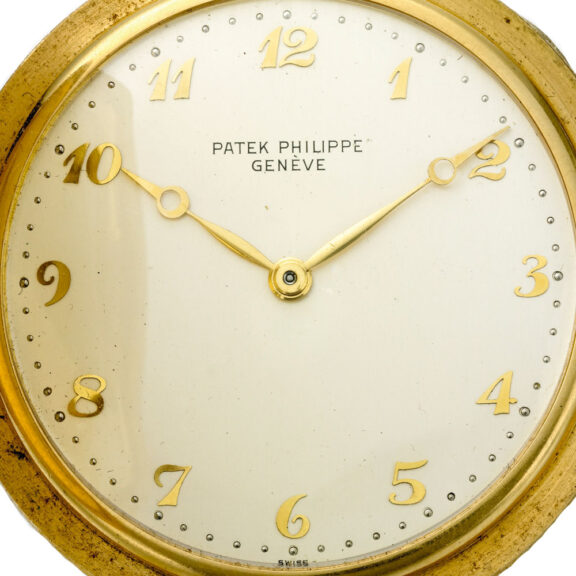 Swiss gold watch with chased case 'chasse a courre' Circa 1971 Swiss gold watch with chased case 'chasse a courre' Circa 1971