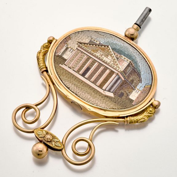 Large gold 18K watch key with micromosaic decoration Circa 1820 Large gold 18K watch key with micromosaic decoration Circa 1820