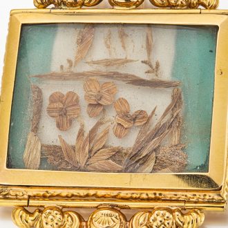Rare Swiss gold watch key with enamel painting 19th Century