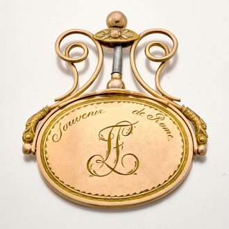 Large gold 18K watch key with micromosaic decoration Circa 1820