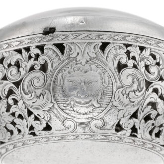 An English quarter repeating verge by Daniel Quare Circa 1705