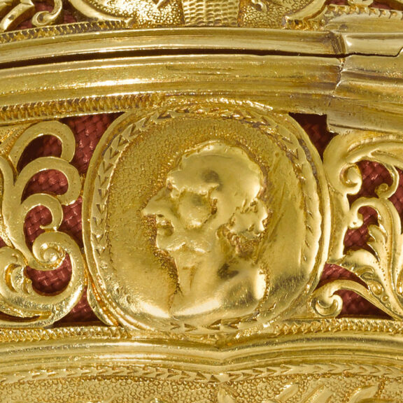 A fine gold English quarter repeating pair cased verge Circa 1719 A fine gold English quarter repeating pair cased verge Circa 1719