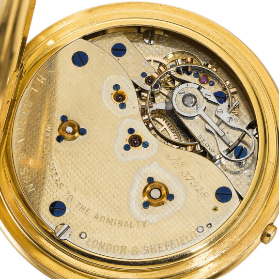 Gold English hunting cased watch with power reserve Circa 1905 Gold English hunting cased watch with power reserve Circa 1905