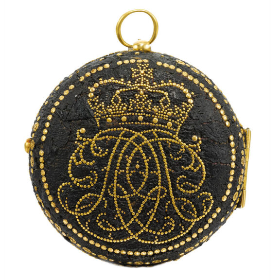 English gold and enamel watch with protective case Circa 1700 English gold and enamel watch with protective case Circa 1700