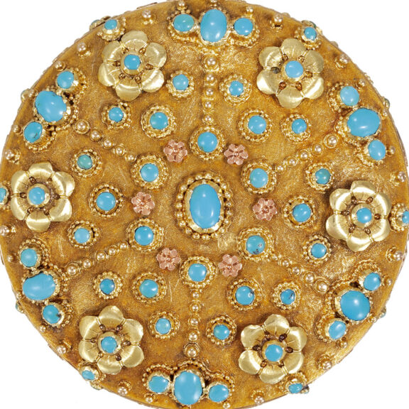 French 18k varicoloured gold decorated with turquoise-set Circa 1830 French 18k varicoloured gold decorated with turquoise-set Circa 1830