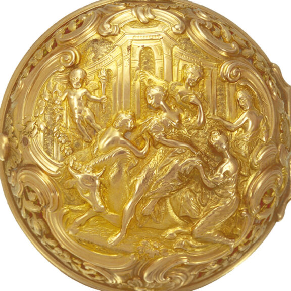 German 20k gold quarter repeater with repoussé decoration Circa 1760 German 20k gold quarter repeater with repoussé decoration Circa 1760