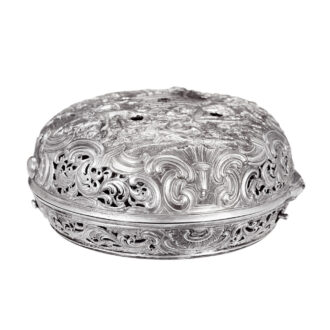 German silver repeating repoussé coach watch Circa 1740