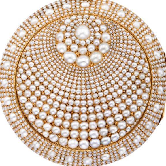 Swiss 18k gold and pearl-set verge pendant watch Circa 1830 Swiss 18k gold and pearl-set verge pendant watch Circa 1830