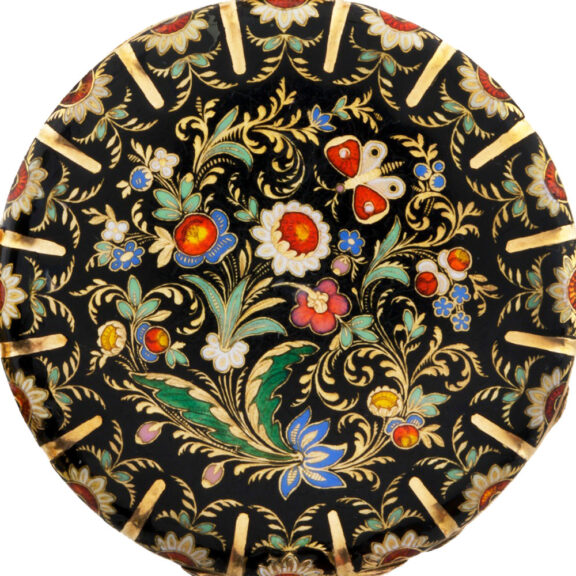 French gold and enamel pocket watch with ratchet key Circa 1830 French gold and enamel pocket watch with ratchet key Circa 1830