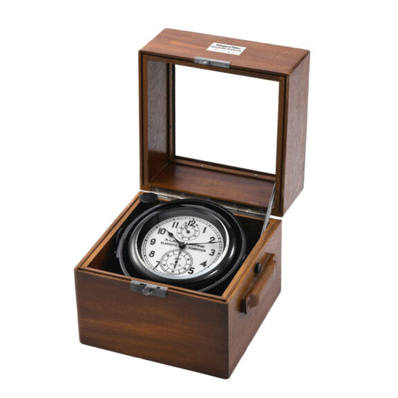 German marine box chronometer with 56-hour power reserve Circa 1940 German marine box chronometer with 56-hour power reserve Circa 1940