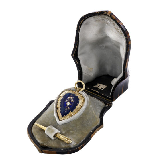 Swiss gold, enamel and diamond heart-shaped pendant watch Circa 1850