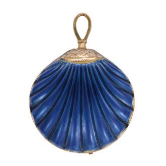 Special Swiss gold and enamel scallop shell form pendant watch Circa 1800