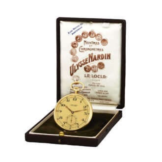 Swiss 14K yellow gold keyless wind dress watch Circa 1930