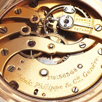 Very small Swiss gold hunting cased pocket watch Circa 1900