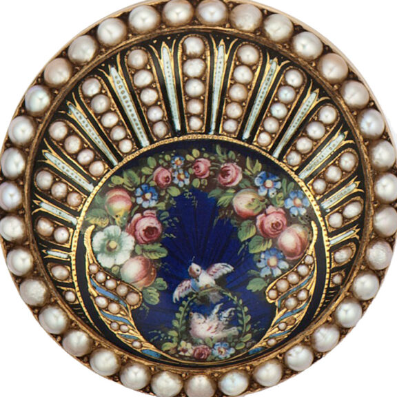 Swiss pink gold and pearl verge pendant watch Circa 1799 Swiss pink gold and pearl verge pendant watch Circa 1799