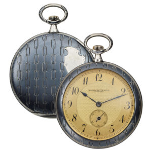Thin Swiss silver watch with niëllo chain pattern Circa 1910