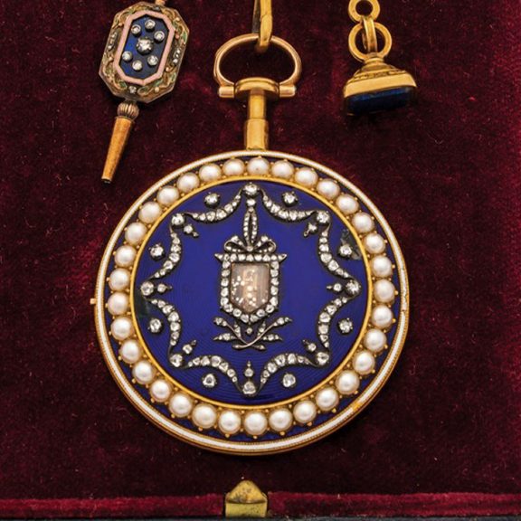 Elegant Swiss gold watch with matching chatelaine Circa 1800 Elegant Swiss gold watch with matching chatelaine Circa 1800