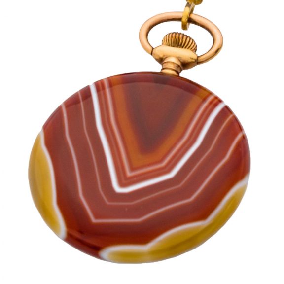 Swiss gold-filled and agate keyless pocket watch Circa 1935 Swiss gold-filled and agate keyless pocket watch Circa 1935