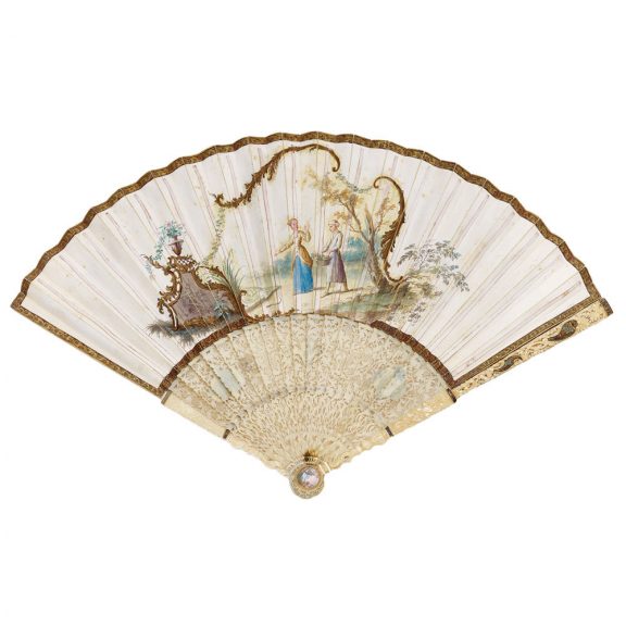Magnificent English 20 carat fan-shaped pocket watch Circa 1800 Magnificent English 20 carat fan-shaped pocket watch Circa 1800
