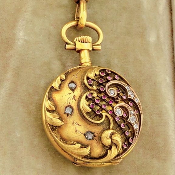 French gold pendant watch with detachable brooch Circa 1900 French gold pendant watch with detachable brooch Circa 1900