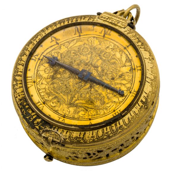 Important English gilt brass single hand clockwatch Circa 1620