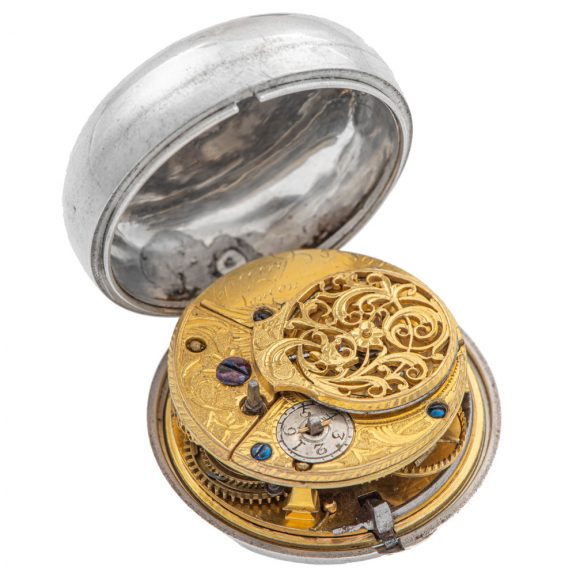 Early English silver pair cased with repoussé décor Circa 1777 Early English silver pair cased with repoussé décor Circa 1777