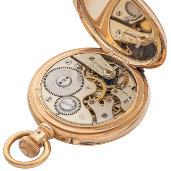 Swiss gold full hunter with jumping hours and minutes Circa 1885 Swiss gold full hunter with jumping hours and minutes Circa 1885