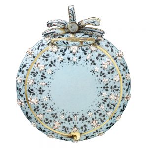 English gilt brass watch with decoration of flowers Circa 1640