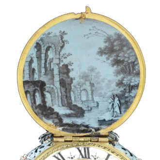 English gilt brass watch with decoration of flowers Circa 1640