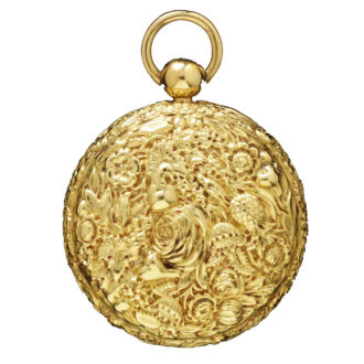 English gold repoussé decorated with flowers Circa 1815