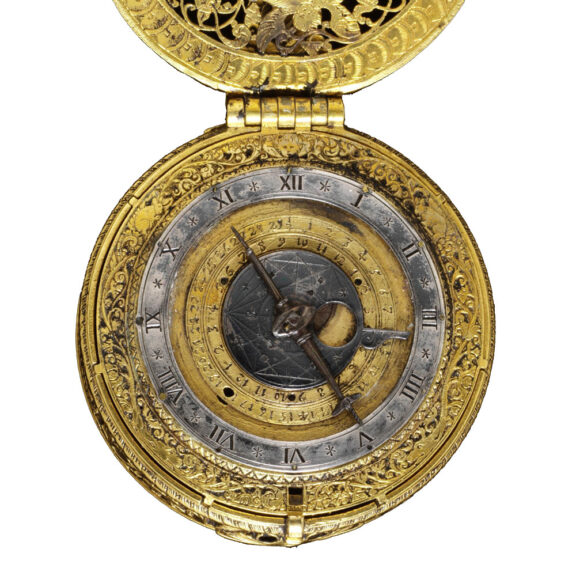 English gilt brass hour striking pocket watch Circa 1600 English gilt brass hour striking pocket watch Circa 1600