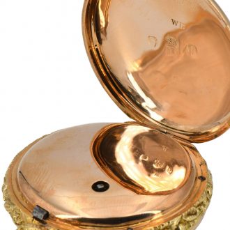 English 18 carat gold key wound cylinder watch Circa 1820