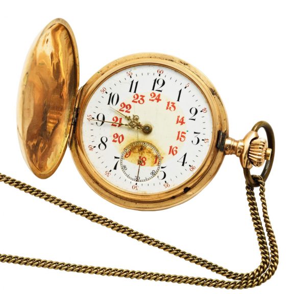 Swiss rose gold hunting cased lever with chain Circa 1910