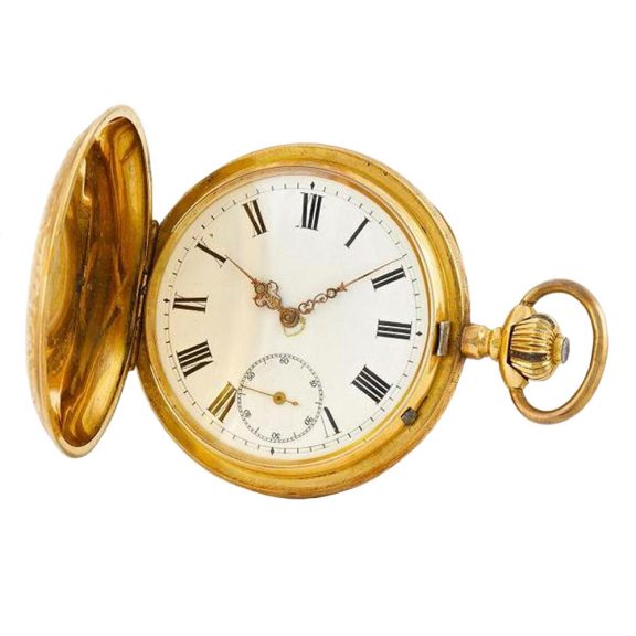 Swiss gold hunting cased watch with equestrian decoration Circa 1920 Swiss gold hunting cased watch with equestrian decoration Circa 1920
