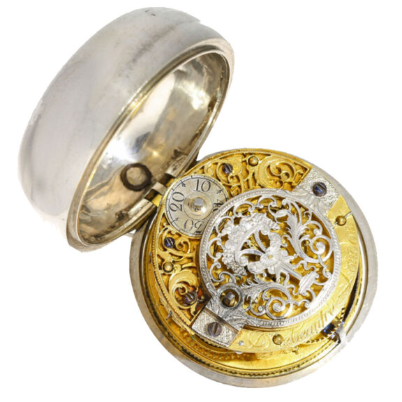 Pocket watch with champlevé gold dial with date Circa 1720 Pocket watch with champlevé gold dial with date Circa 1720