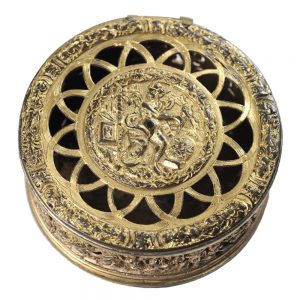 German pair of drum shaped Renaissance watch cases Circa 1580