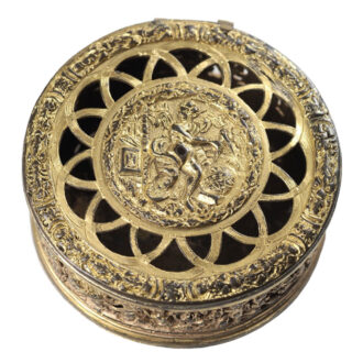 German pair of drum shaped Renaissance watch cases Circa 1580